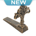 Let the fresh air in with this stylish door stopper! Made from cast iron, the decorative fleur-de-lis will be a decorative delight in any room.