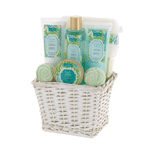 Need to refresh and reenergize your senses for the day ahead? This invigorating bath set features the bright and luscious scent of cucumber and basil in shower gel, bubble bath, bath crystals, body lotion and two rosette bath fizzers. 