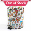 When is a trash can a real hoot? When it's decorated with brightly colored owls! The can features a step-on pedal that opens the flip-top lid, along with a silver carrying handle at the back for easy transport. The vibrant owls make this white trash can a great room accessory for kids and teens! 